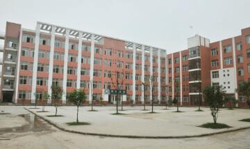 贵阳市开阳县龙岗镇中学