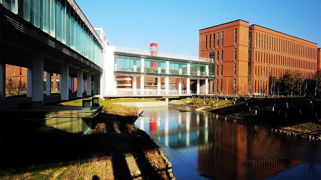 大连理工大学(盘锦校区)