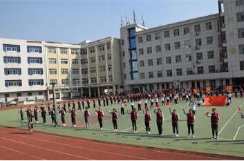 都江堰市蒲阳镇中学