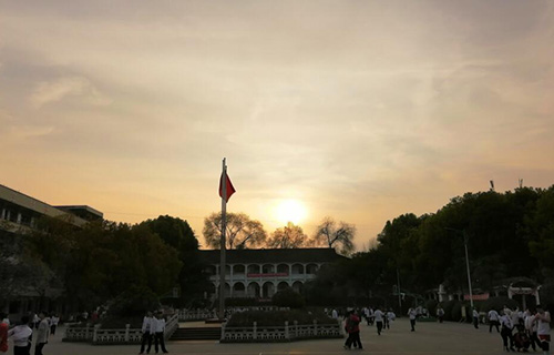铜仁市第二中学