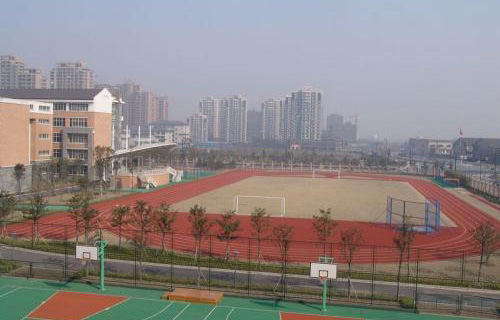 清镇市流长乡流长中学