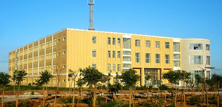 乌兰察布职业学院
