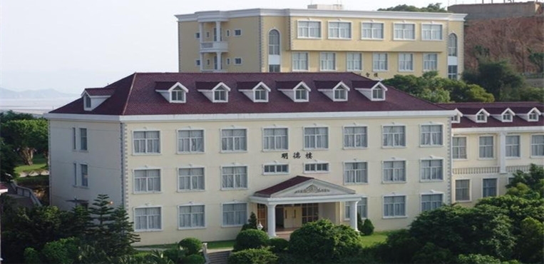 福州工商学院