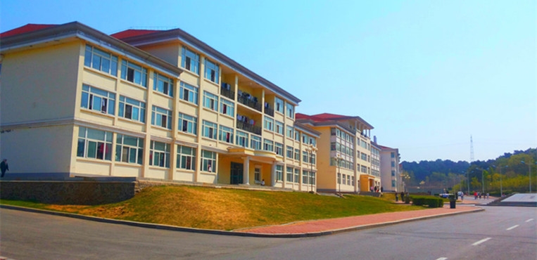 辽宁职业学院