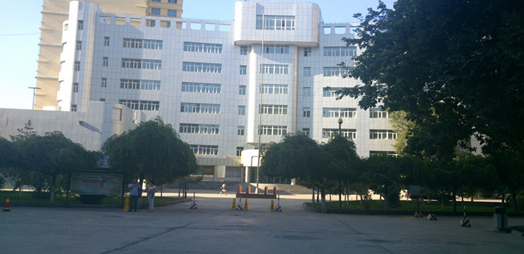 新疆师范高等专科学校
