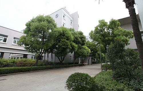 盘县红果镇育才学校