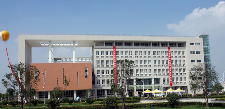 武汉交通职业学院